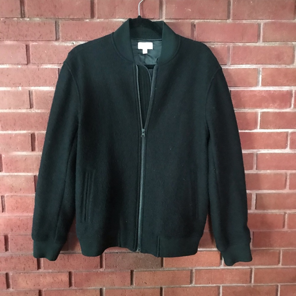 Club Monaco black baseball women’s jacket, size XS